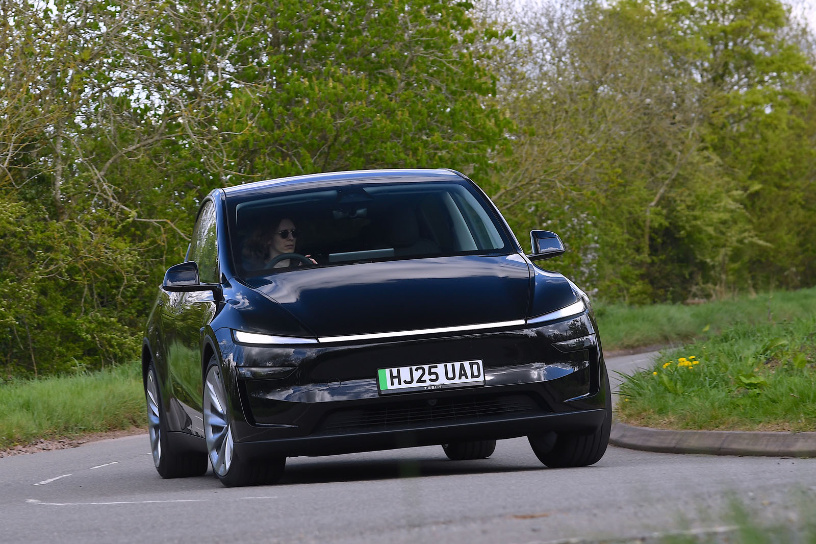 Tesla Model Y 2025 Review front corner 9282
