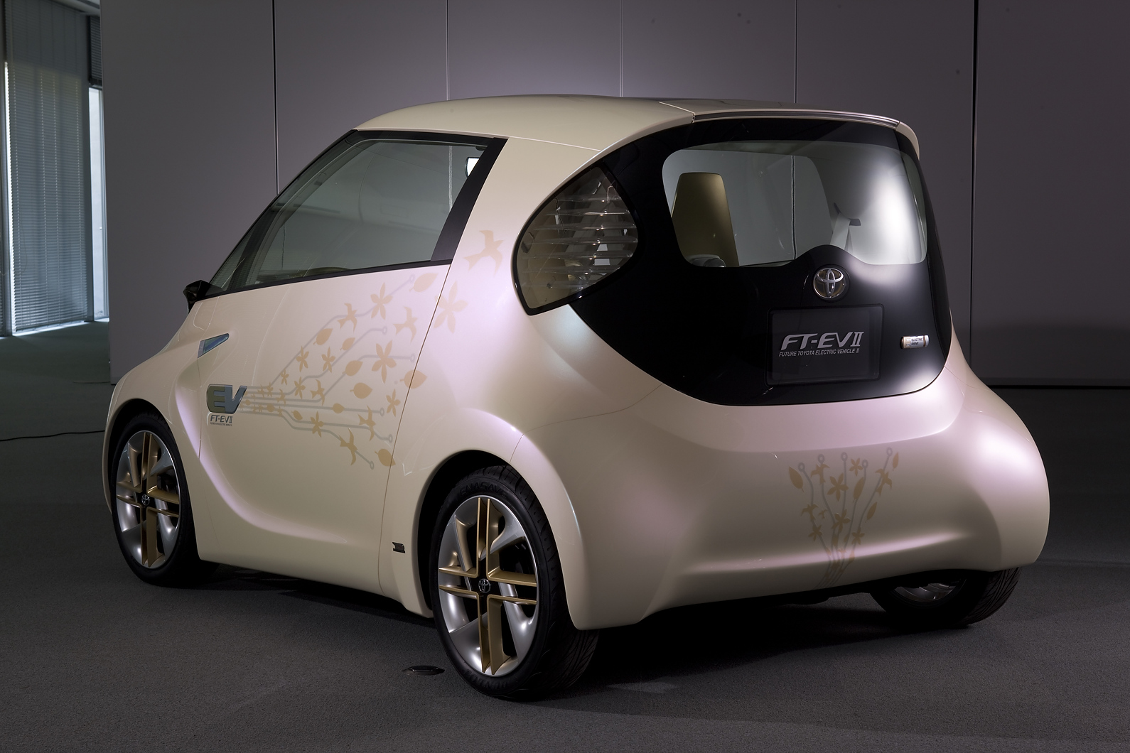 Toyota iq electric for on sale sale