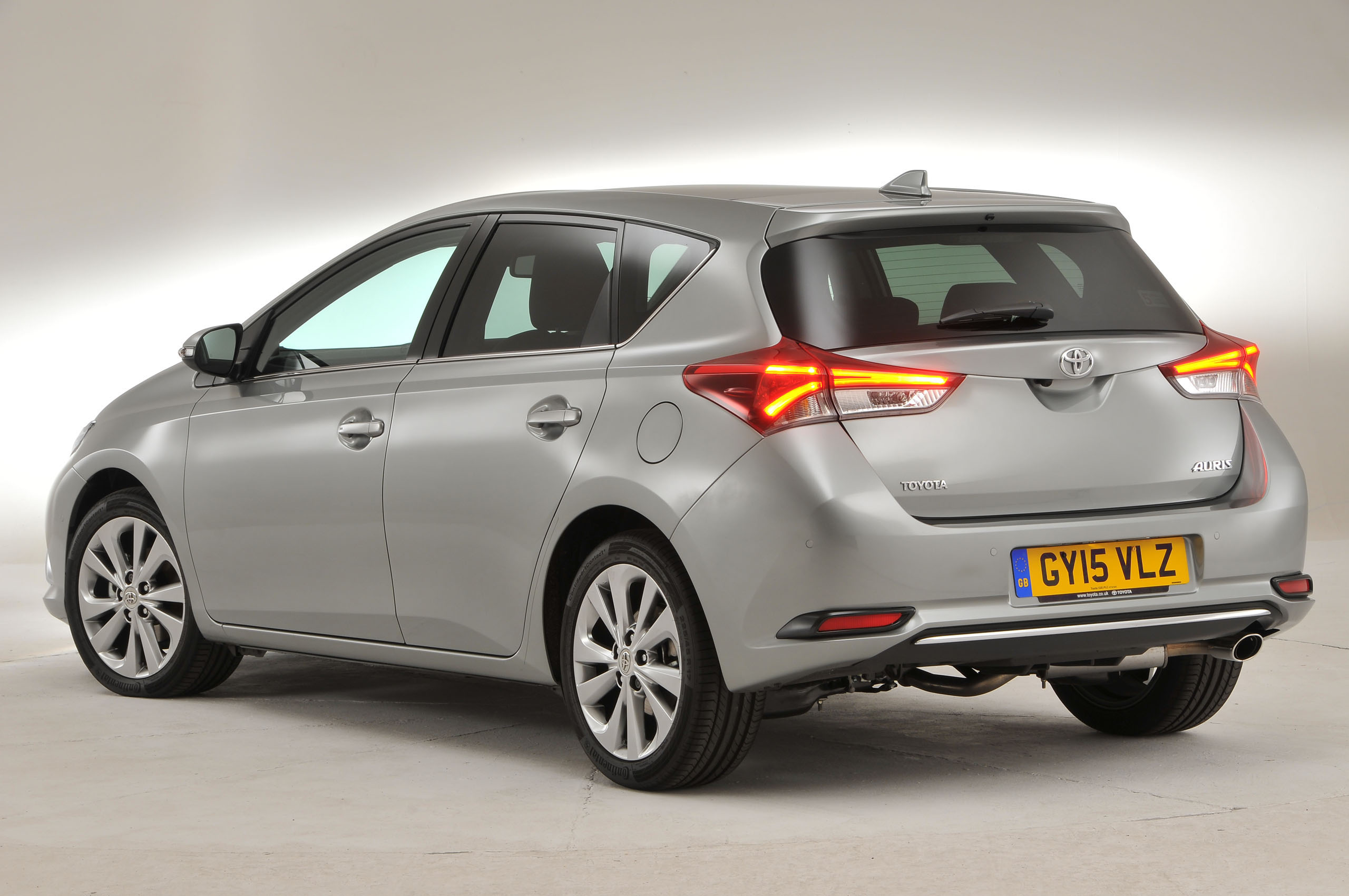 Used Toyota Auris 2012-2018 review