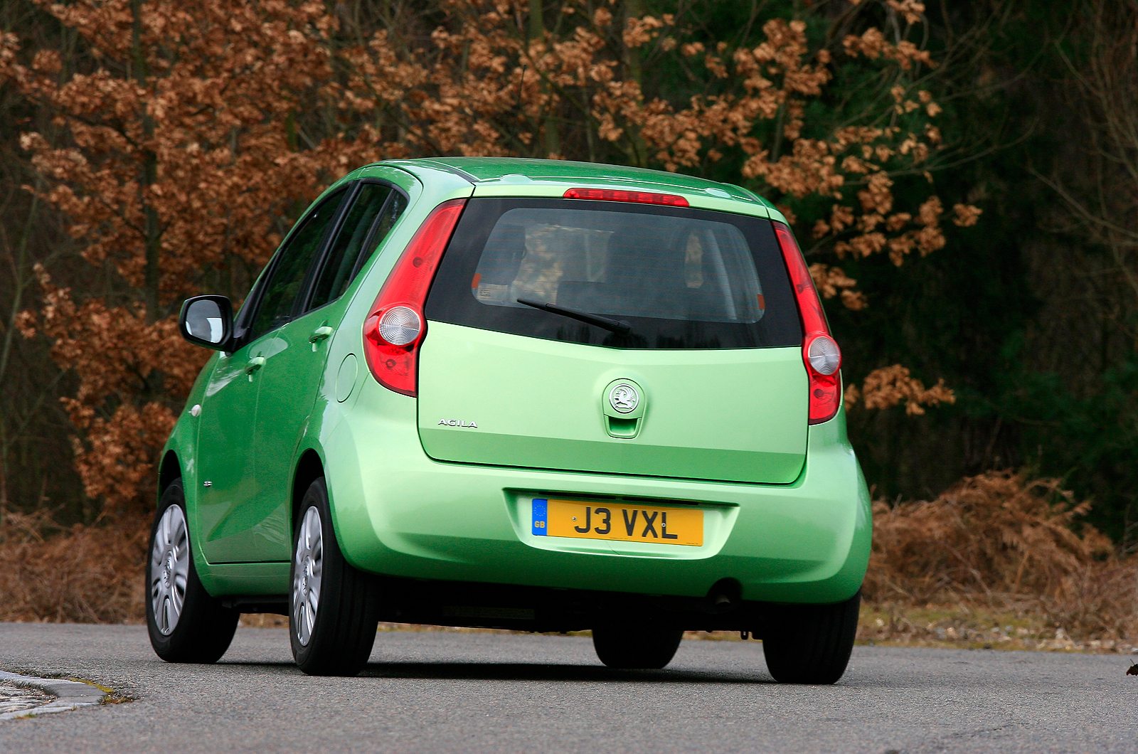 Vauxhall Agila rear cornering