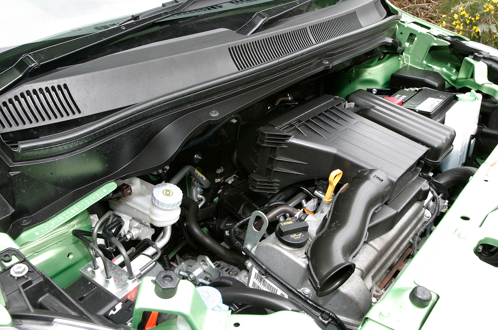 Vauxhall Agila engine bay