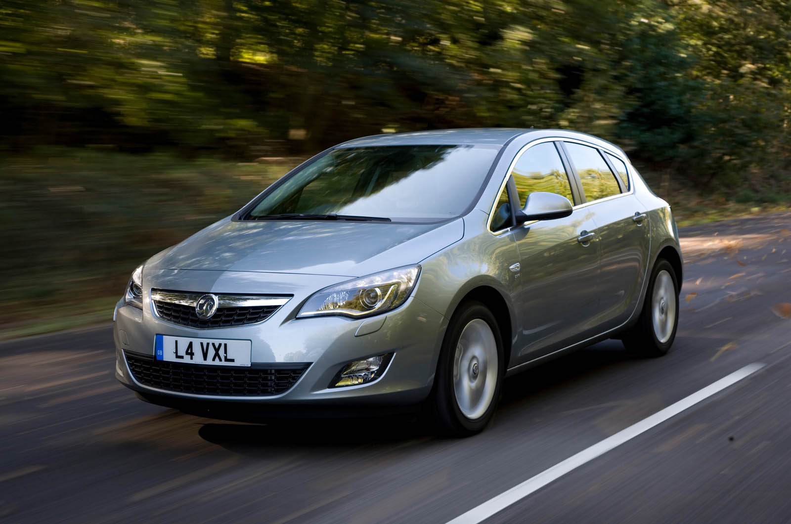 Used Vauxhall Astra 2009-2015 review