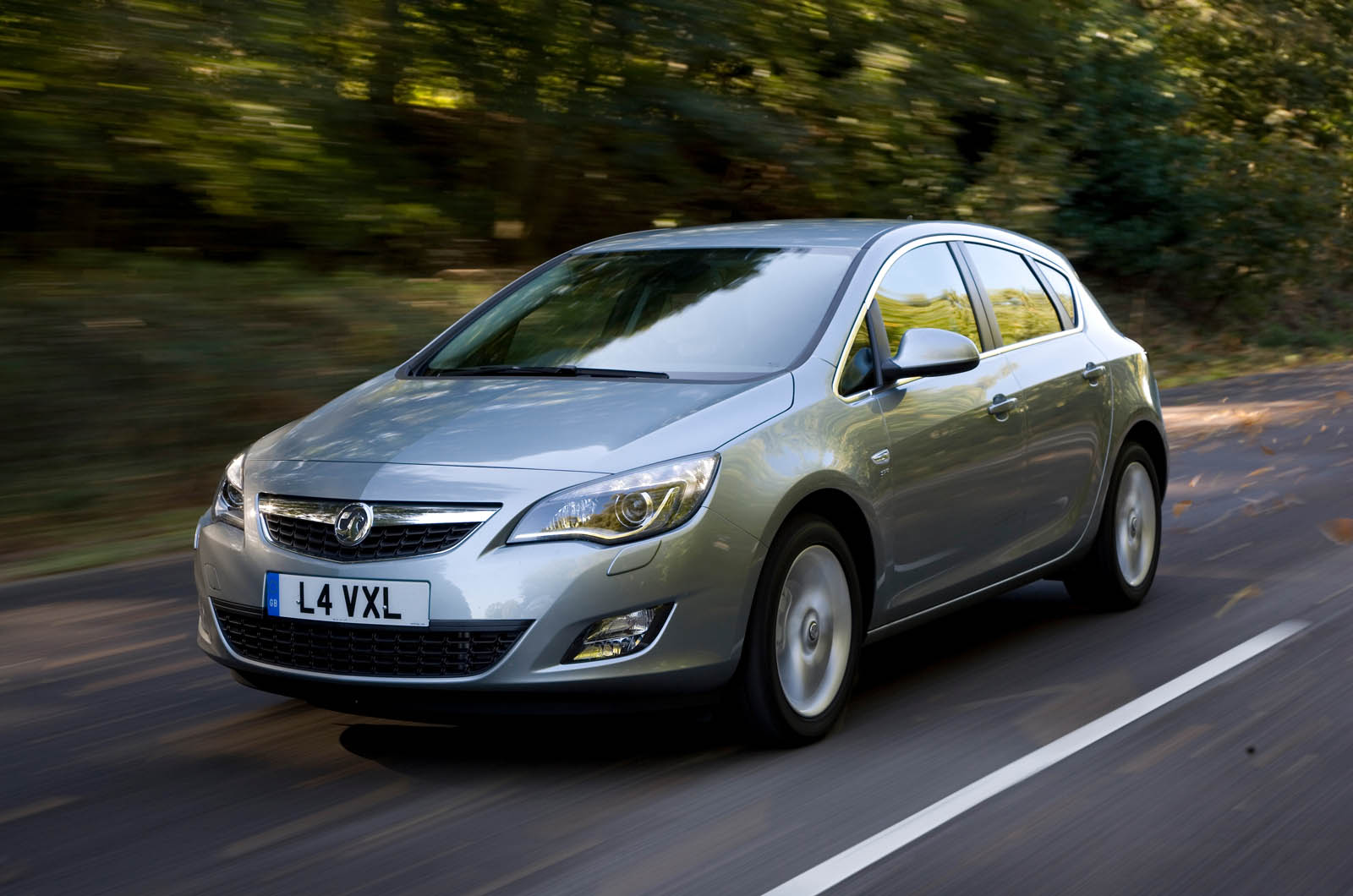 Opel Astra 1.4 Turbo J specs, performance data 