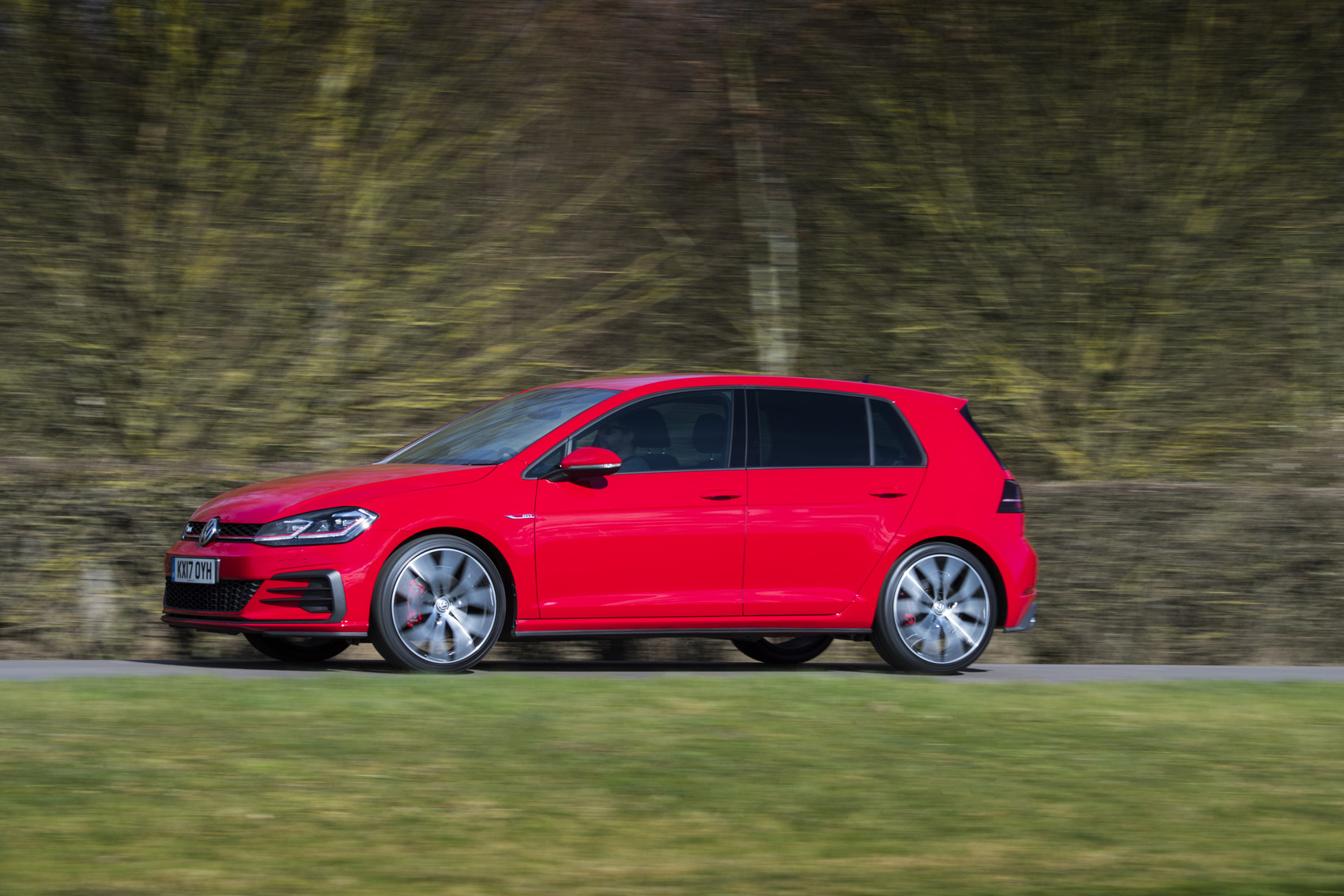 Volkswagen Golf GTI side profile