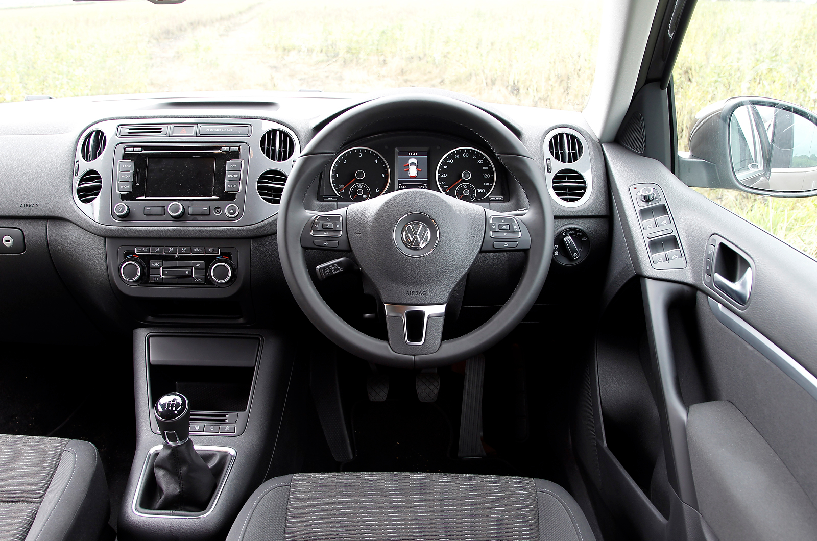 Volkswagen Tiguan dashboard