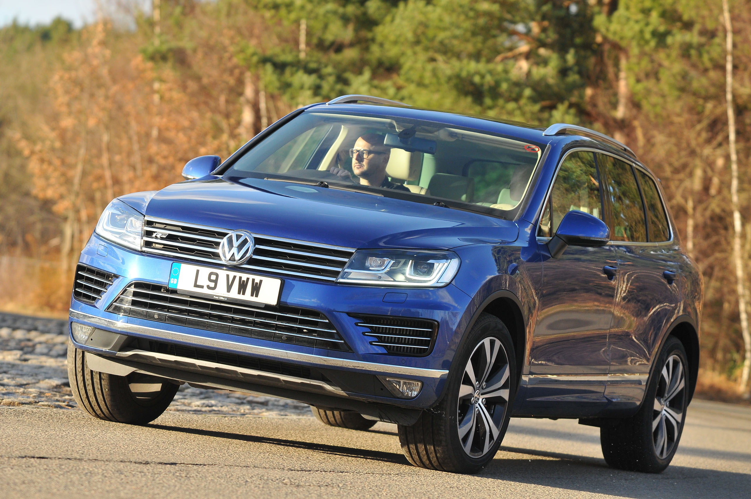 Used Volkswagen Touareg 2010-2018 review