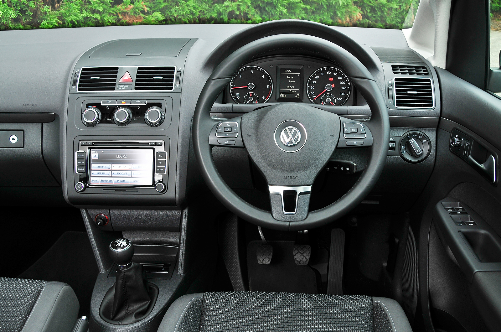 Volkswagen Touran dashboard