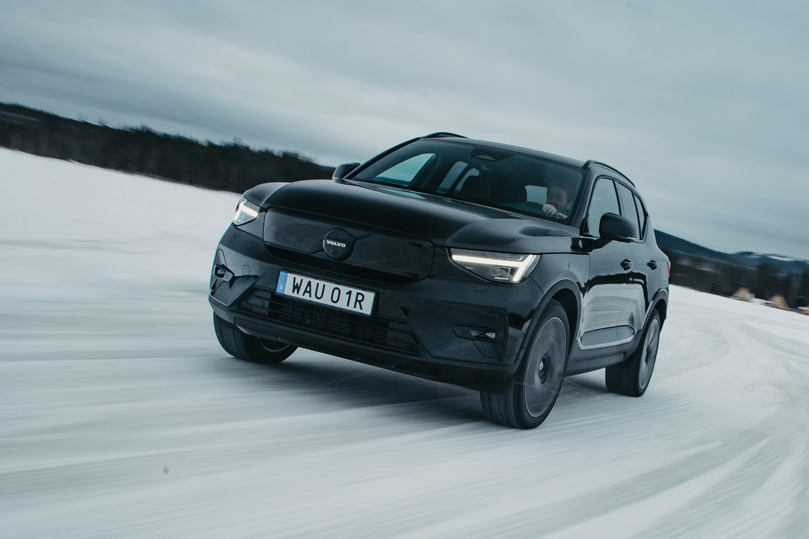 Volvo EX40 Review 2025, Price & Specs Autocar