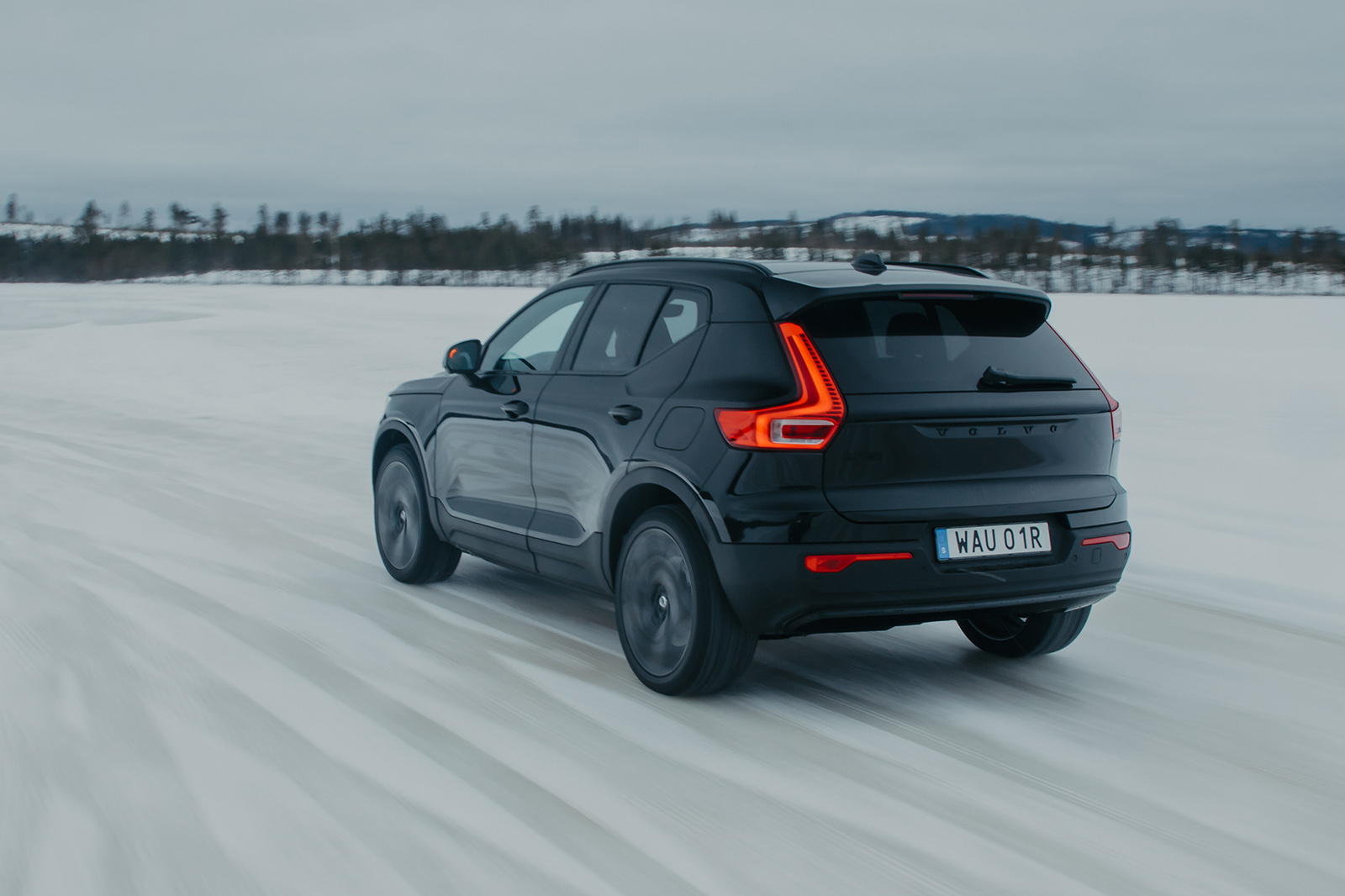 Volvo EX40 Review 2025, Price & Specs Autocar