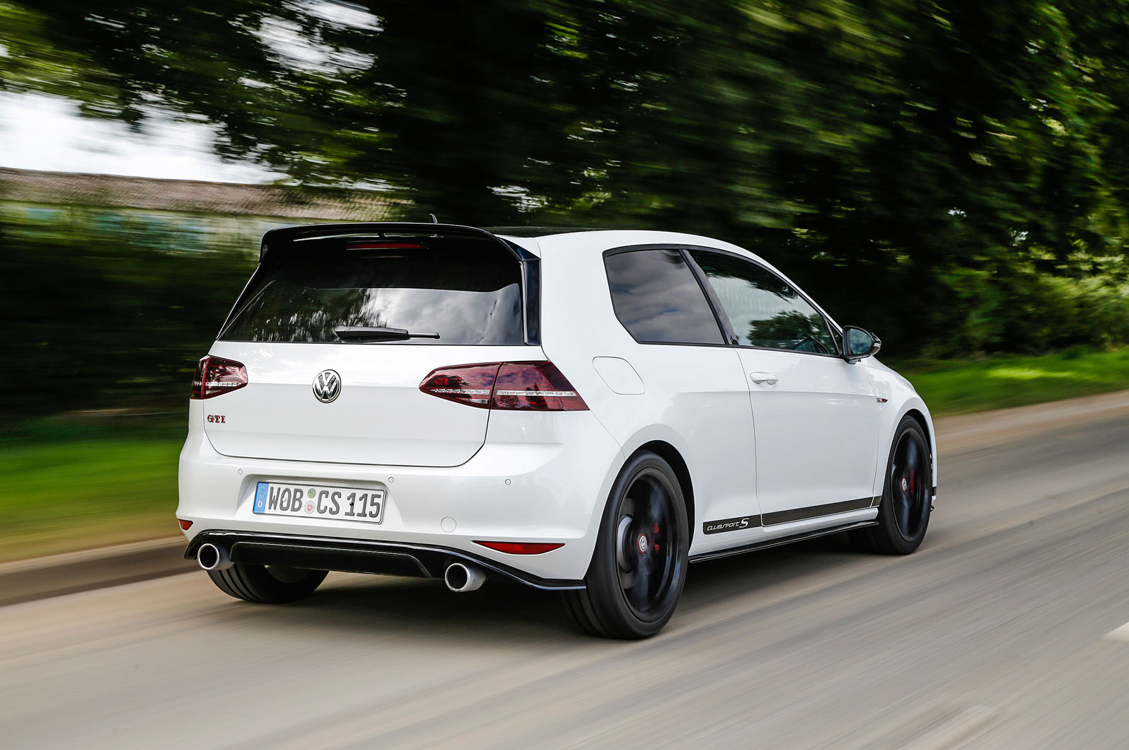 Volkswagen Golf GTI Clubsport S rear