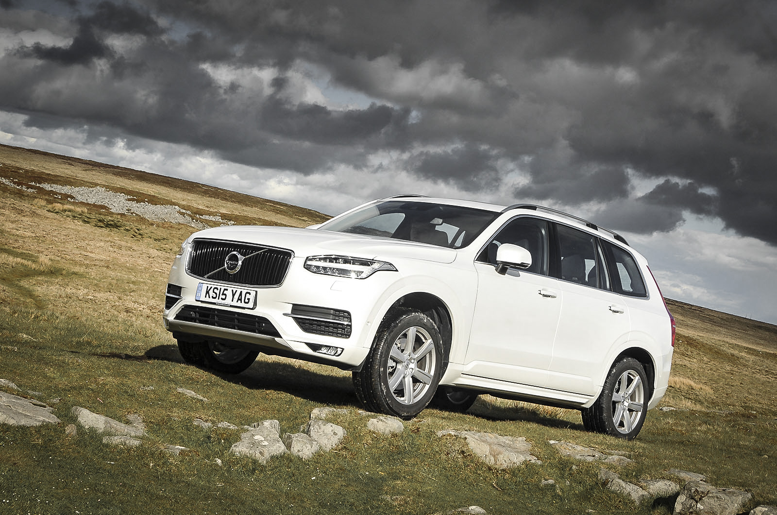 4 star Volvo XC90