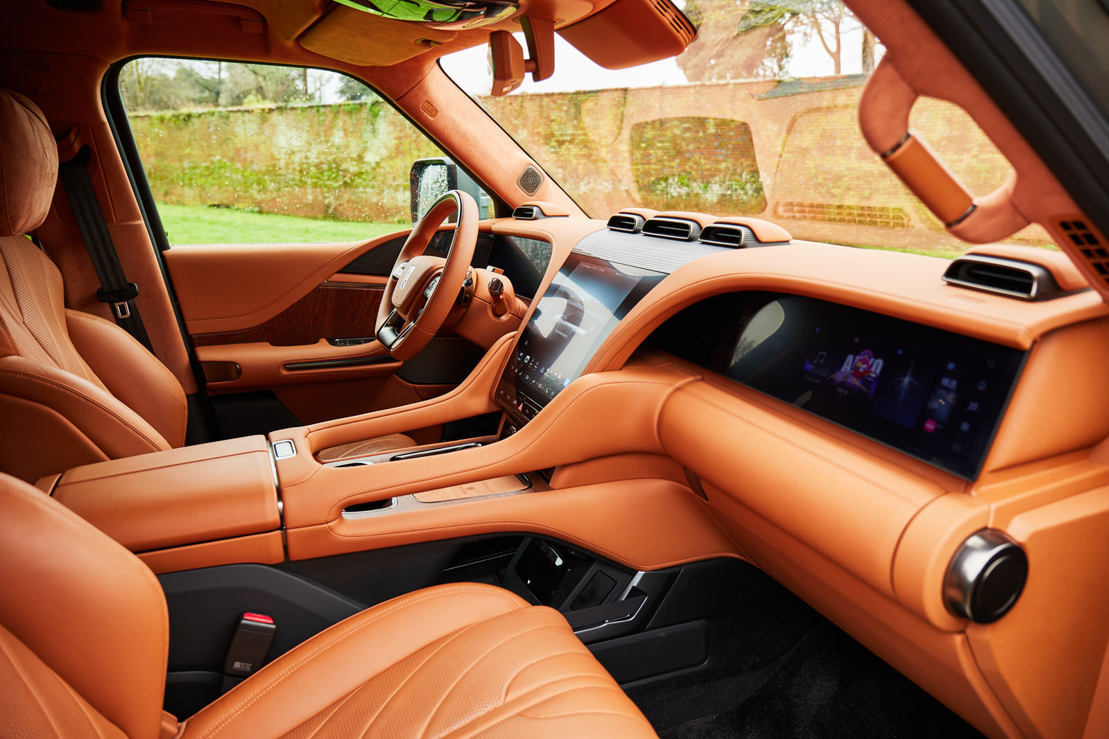 yangwang u5 review 10 interior